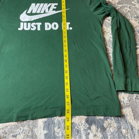Nike Men's Forest Green Dri-FIT Long Sleeve Tee - Picture 4 of 5
